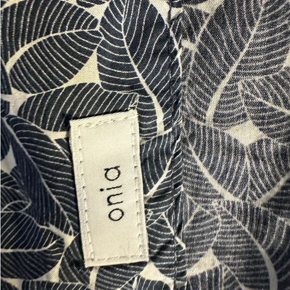 Onia Camp Collar Blue Tropical Print Short Sleeve Casual Button Down Size M - Picture 4 of 9